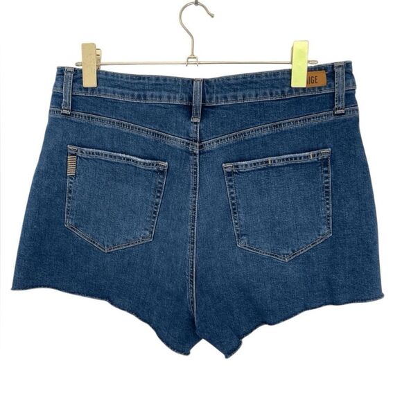 Paige NWT Margot Raw Hem Distressed Denim Shorts Indigo Size 26 - Picture 7 of 8